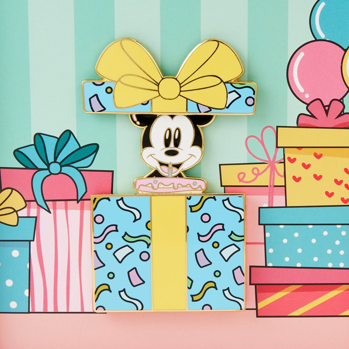 Mickey Mouse Birthday Present Surprise 3-Inch Collector Box Pin