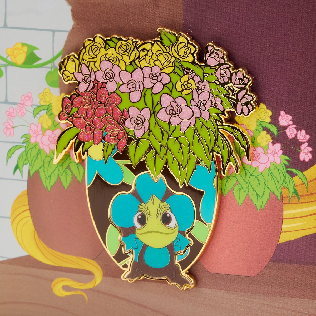Tangled Pascal Lenticular 3-Inch Collector Box Pin